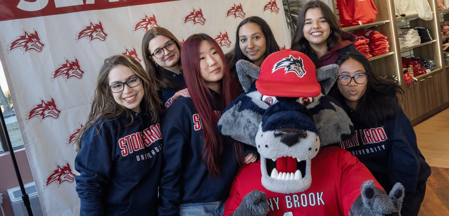Wolfie and Students posing for picture