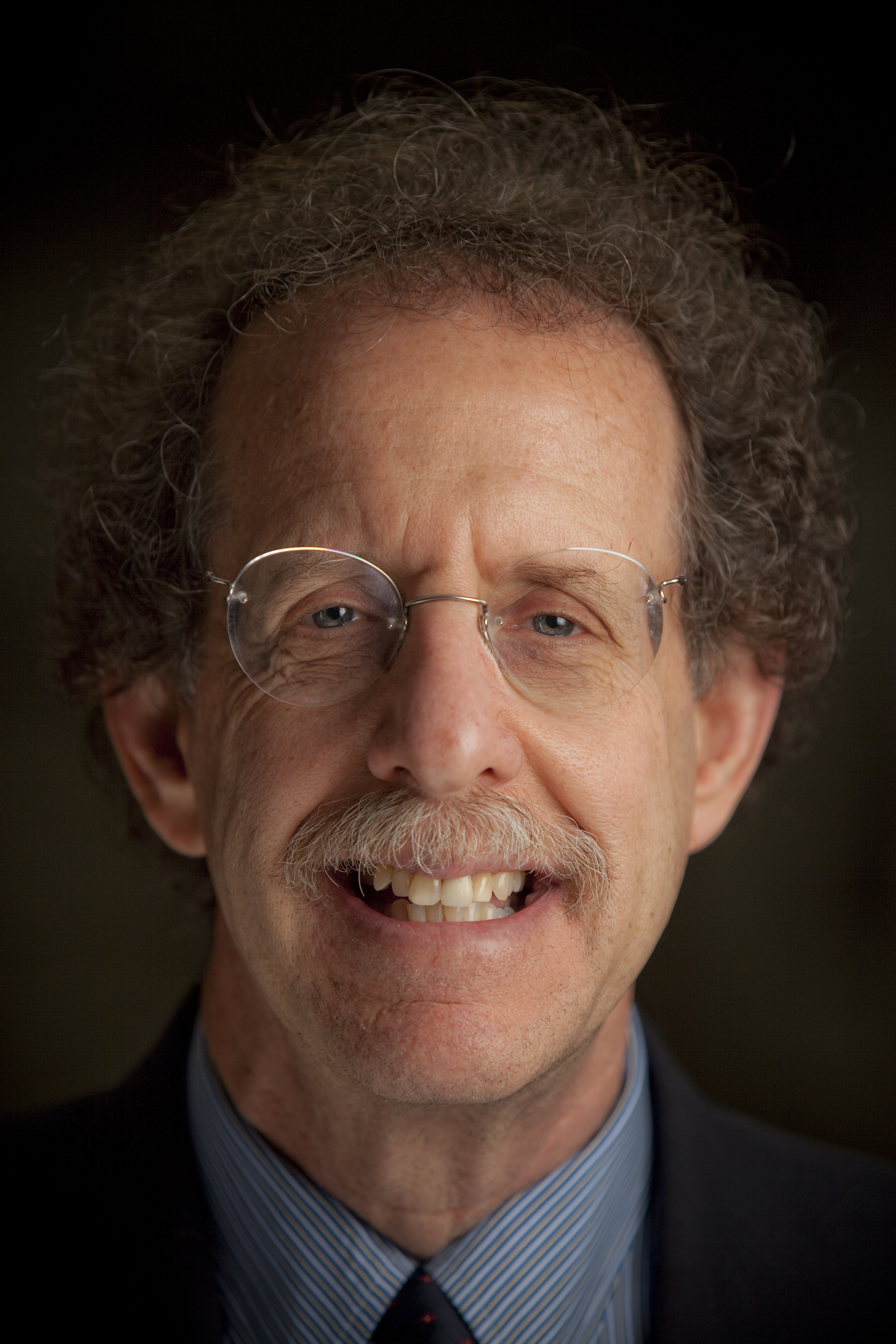 Howard Schneider Howard Schneider